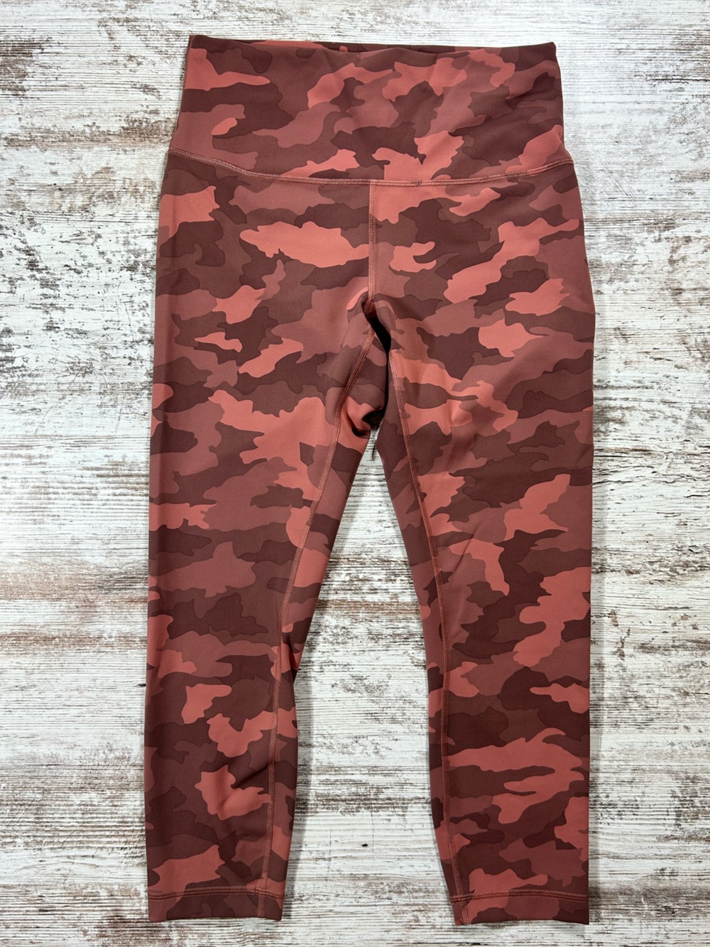 Women’s lululemon Align High-Rise leggings 23” Camo Brier Rose Multi Size 10